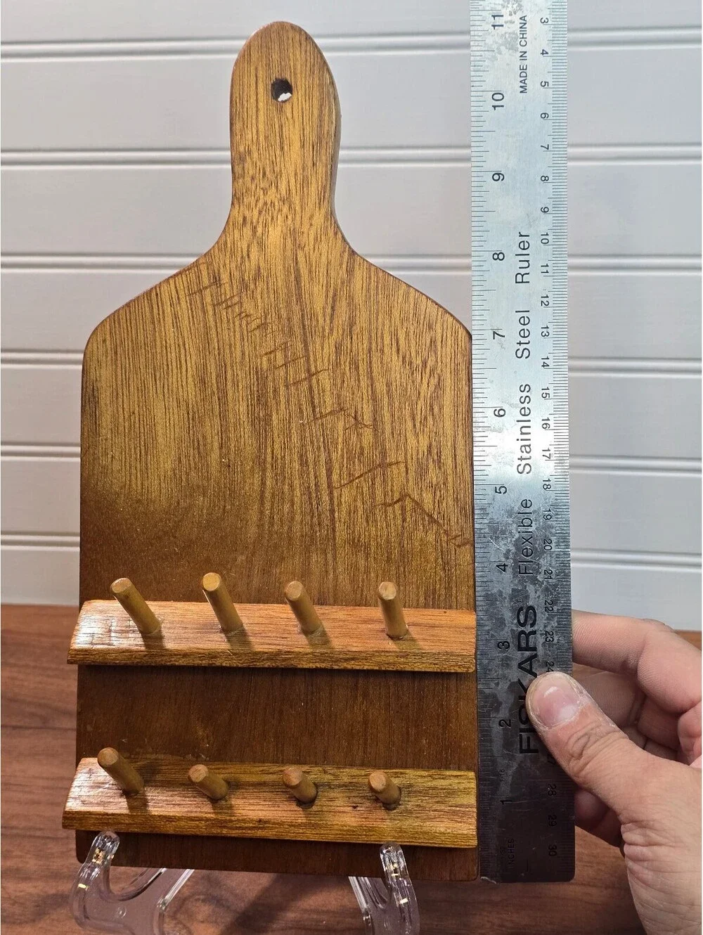 Vintage Wooden Cutting Board Key Rack Wall Mug Holder 10.5